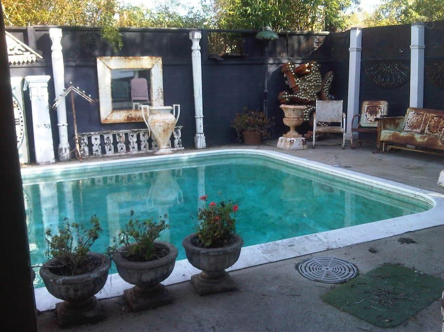 Culver City Airbnb Rentals Pet Policy