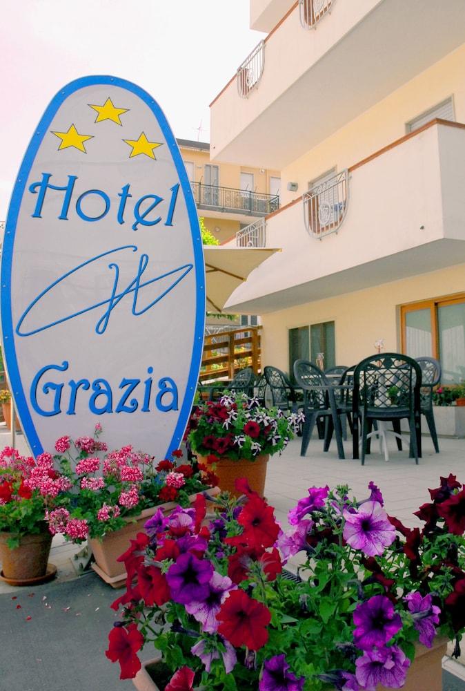 Pet Friendly Grazia Hotel