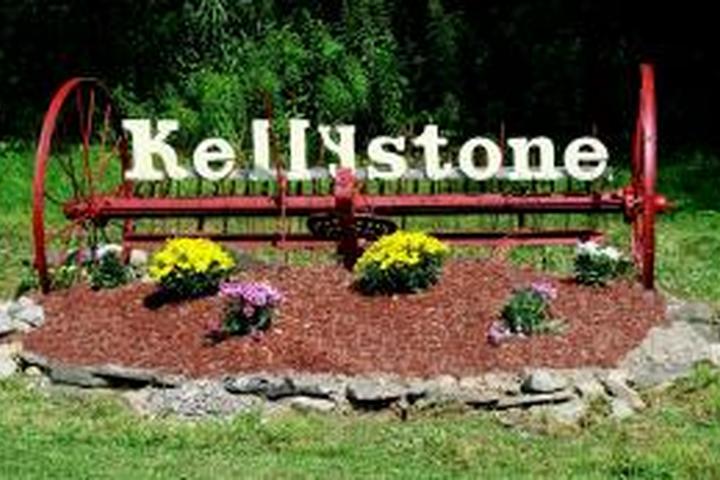 Pet Friendly Kellystone Park Campsites