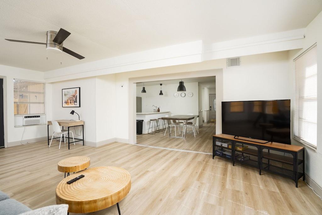 Lackland House Near Seaworld Attractions Pet Policy lackland-house-near-seaworld-attractions-pet-policy