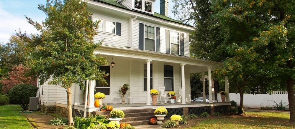 Primary photo of Danville's Delight, a pet friendly hotel in Danville, KY. Primary photo of Danville's Delight, a pet friendly hotel in Danville, KY.