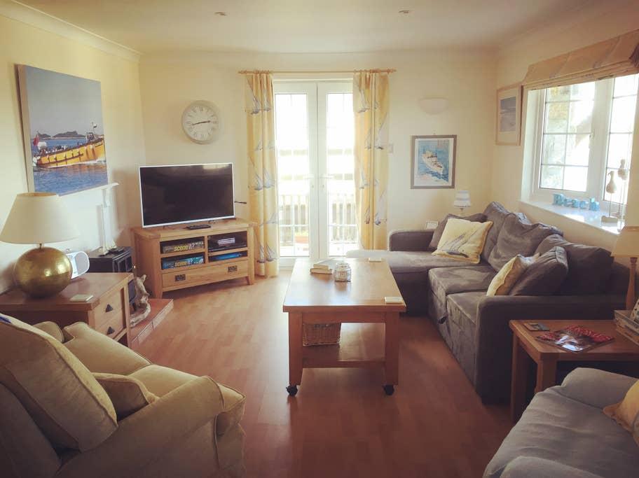 Pet Friendly Isles of Scilly Airbnb Rentals