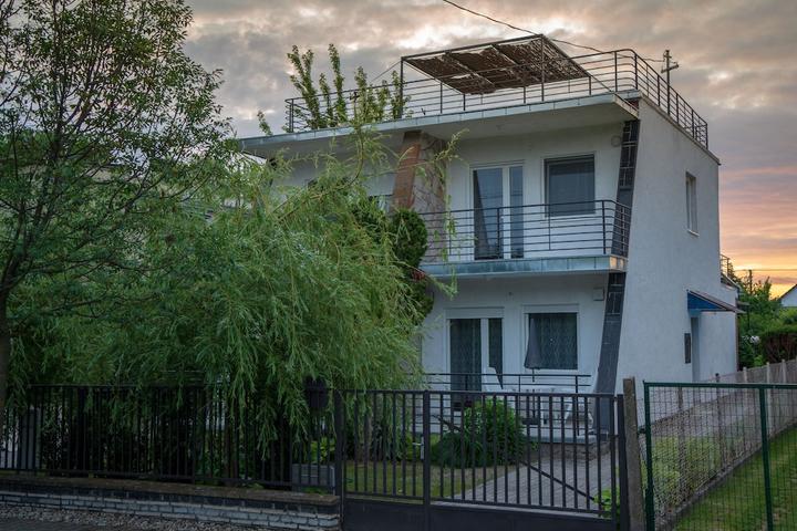 Pet Friendly Holiday House Szántód for 6 Persons With 2BR