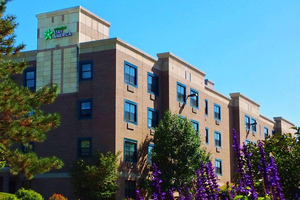 Pet Friendly Extended Stay America Suites Detroit Dearborn