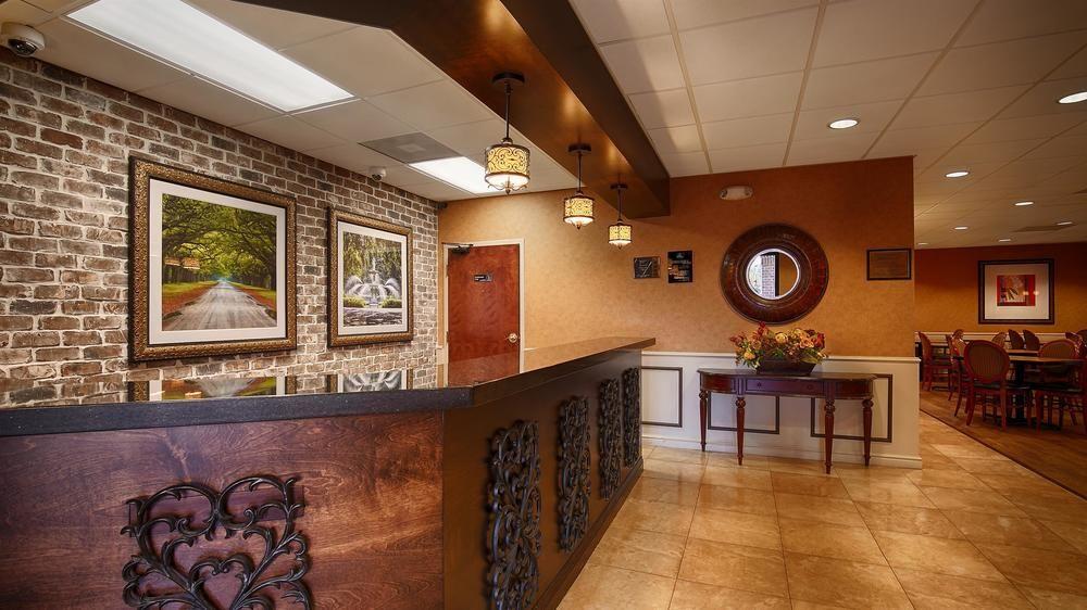 Best Western Plus Savannah Historic District Pet Policy