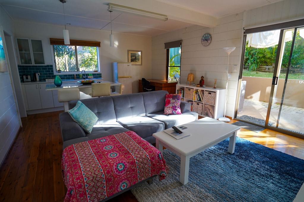 Pet Friendly Accommodation in Emerald Beach with Fast WiFi