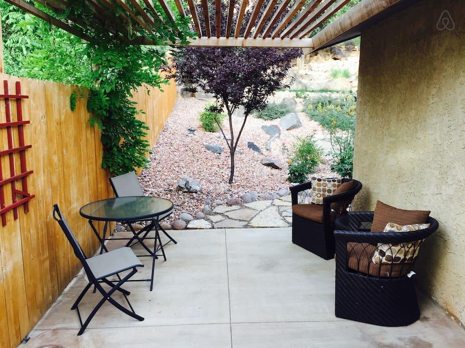 Hurricane Airbnb Rentals Pet Policy