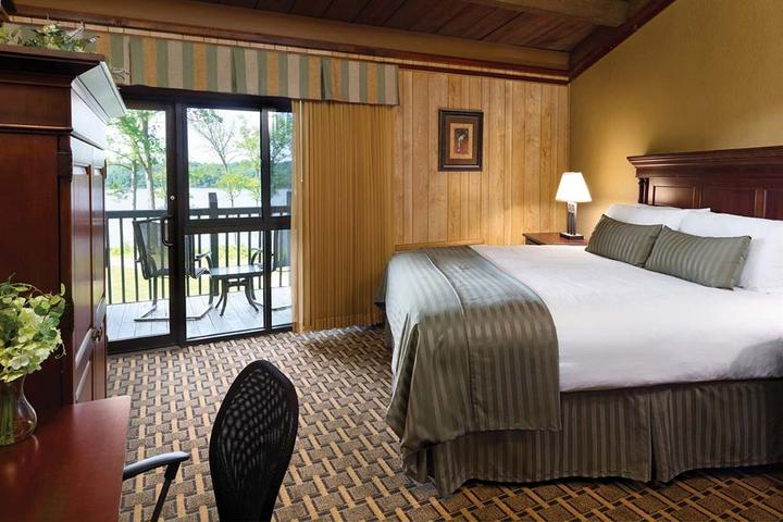 Pet Friendly Hueston Woods Lodge & Conference Center