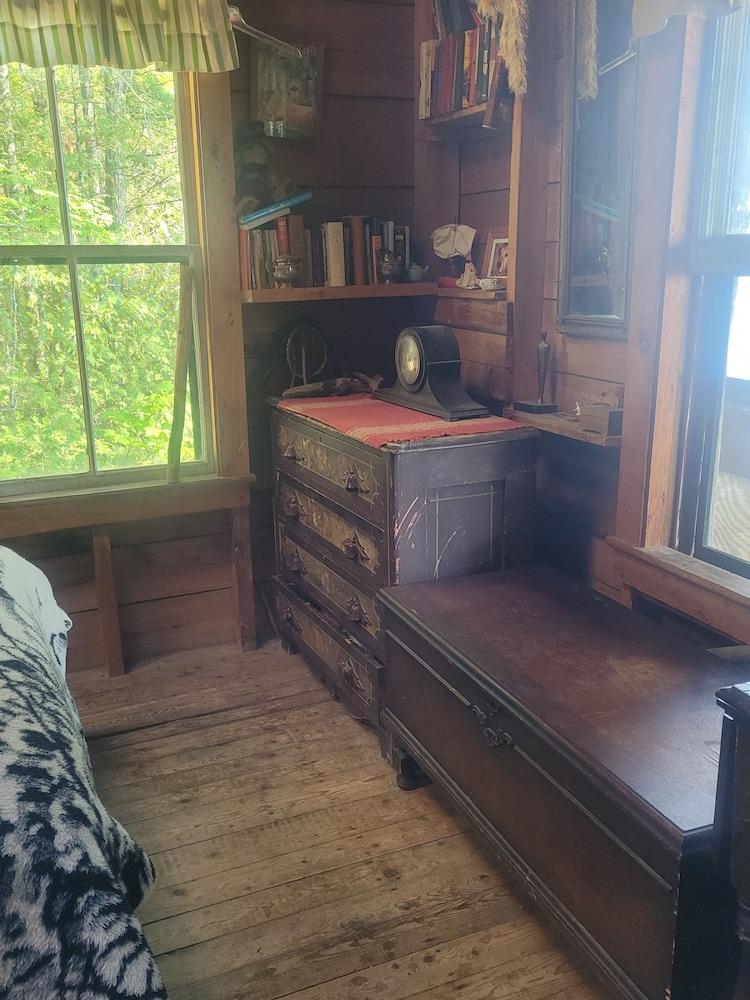 Pet Friendly Turn of the Century Cabin on Private Island