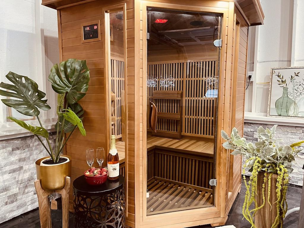Pet Friendly Gore House Hot Tub & Sauna