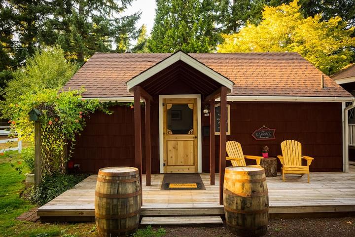 Pet Friendly Woodinville Airbnb Rentals
