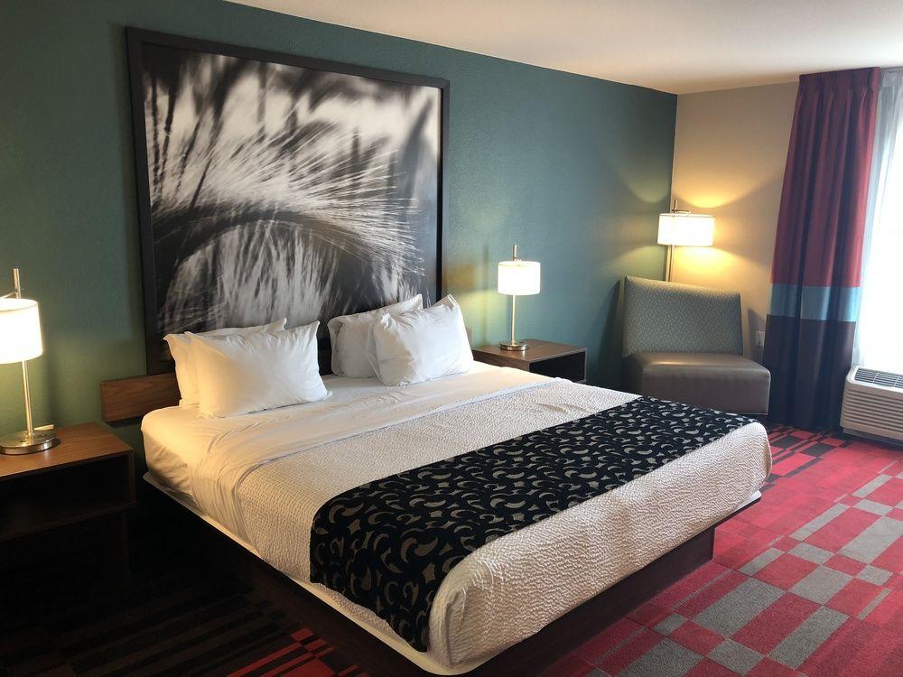 Pet Friendly Hotels In Bismarck Nd Bringfido