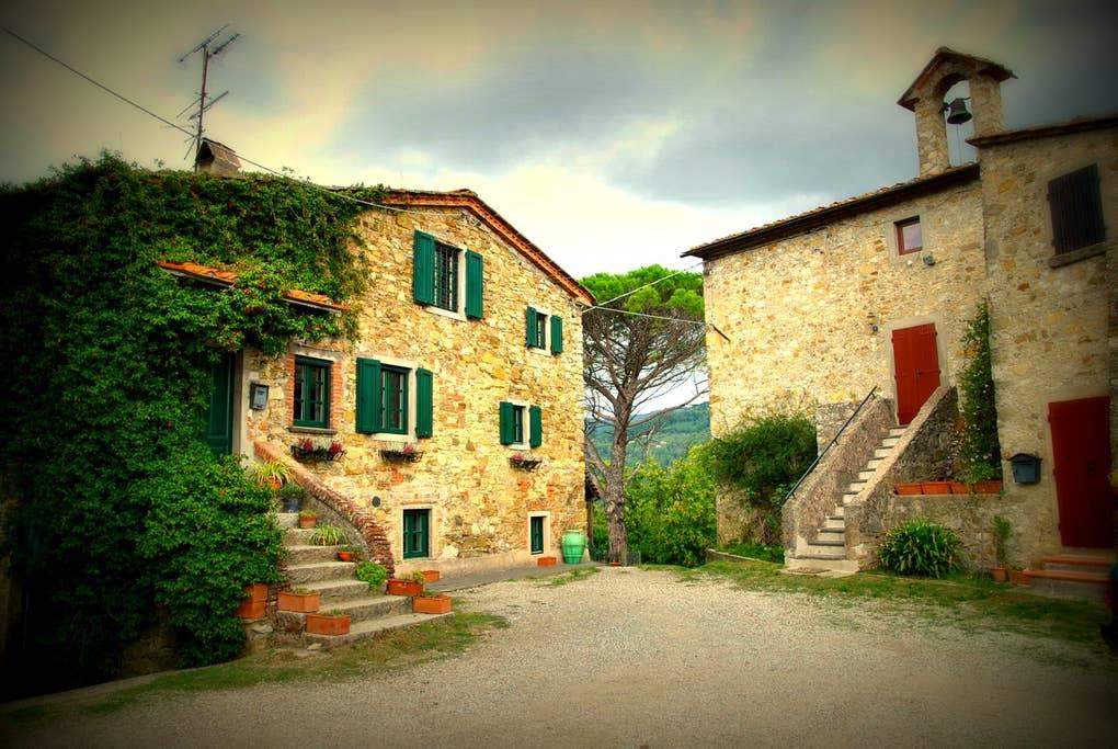 Pet Friendly Serravalle Pistoriese Airbnb Rentals