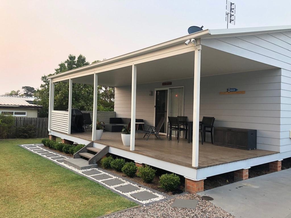 Pearly Shells Beach Cottage At Culburra Beach Pet Policy