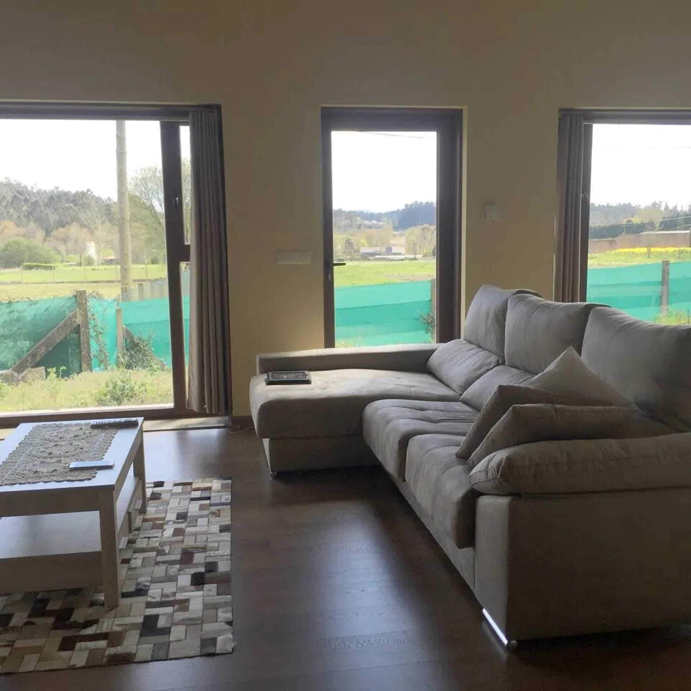 Pet Friendly Spacious House with Pool at Santiago de Compostela