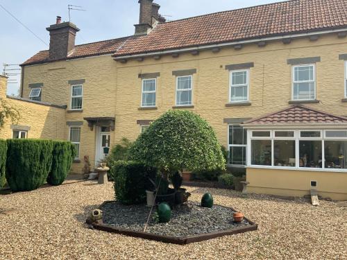 Pet Friendly Old Gloucester Road Farm Bed and Breakfast