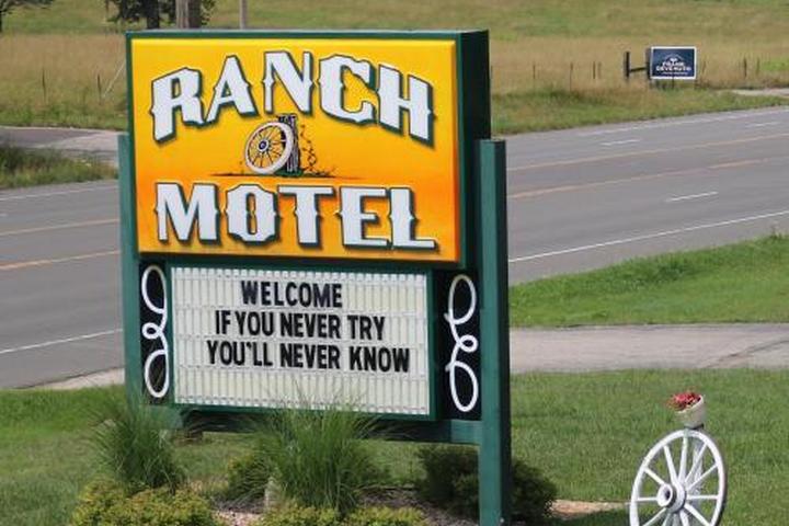 Pet Friendly Ranch Motel