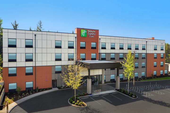 Pet Friendly Holiday Inn Express Hotel & Suites Puyallup (Tacoma Area) an IHG Hotel