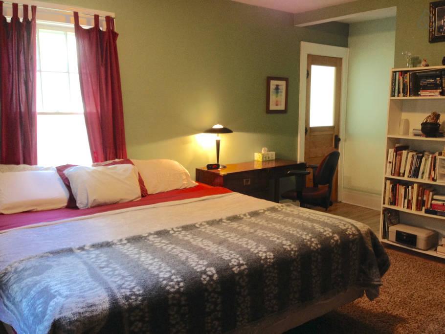 Pet Friendly Syracuse Airbnb Rentals