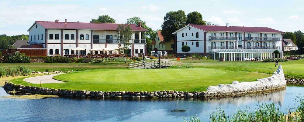 Pet Friendly Hotel im Golfpark Strelasund