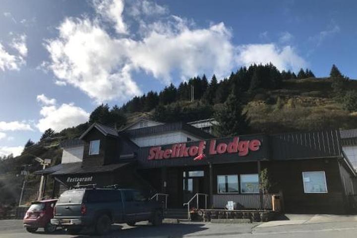Pet Friendly Shelikof Lodge