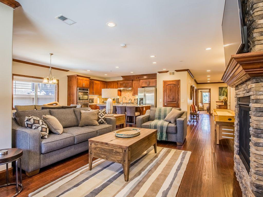 Tahoe Woods 201 at Stateline Pet Policy