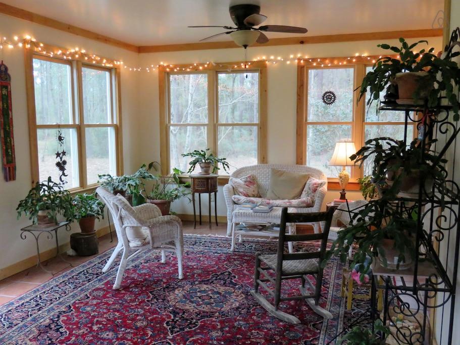 Awendaw Airbnb Rentals Pet Policy