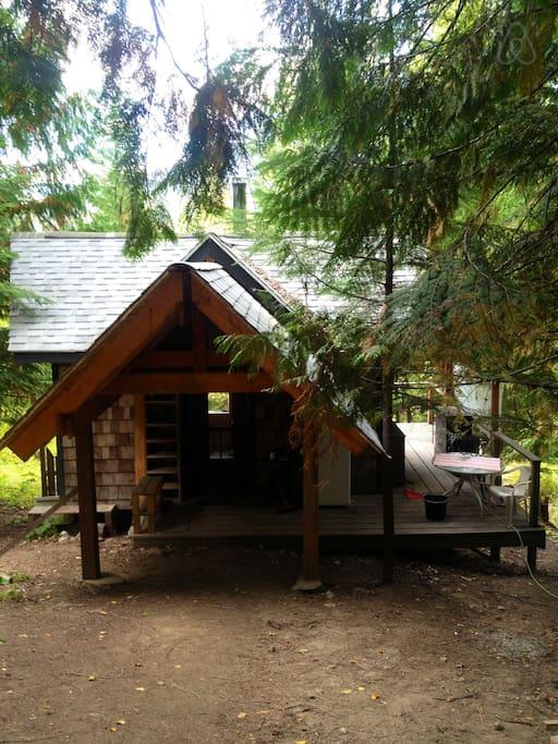Pet Friendly Vacation Rentals In Nelson Bc Bringfido
