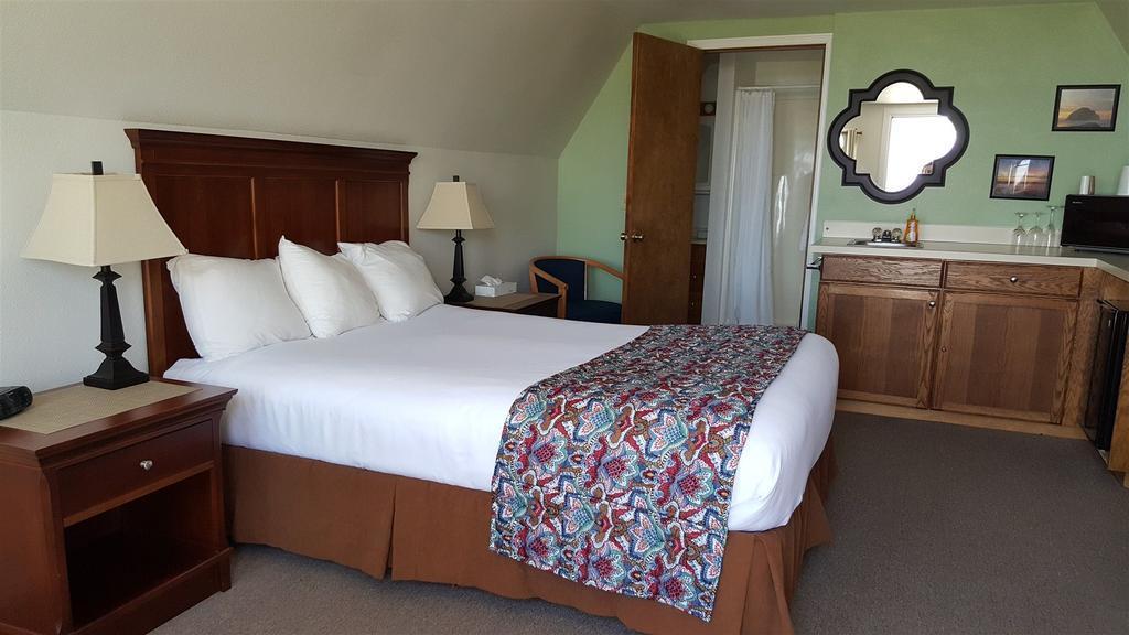 Windermere on the Beach Pet Policy