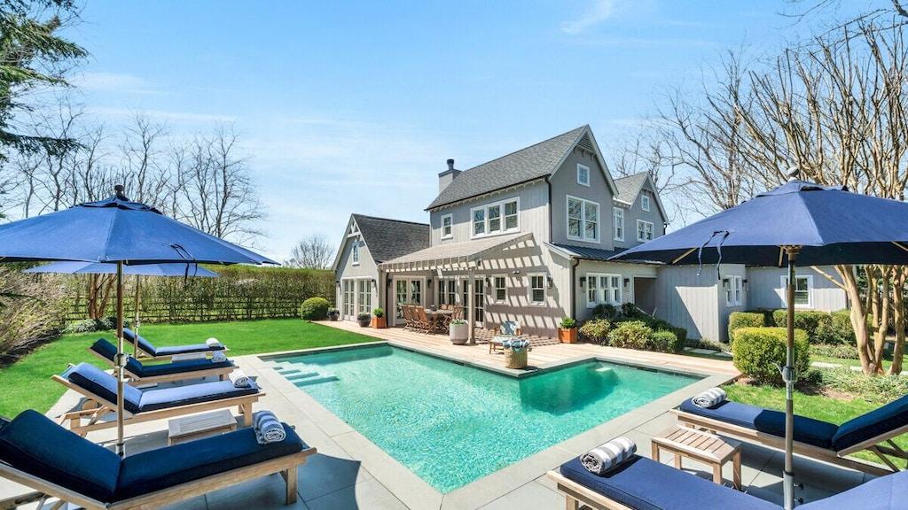 Secluded Oasis in East Hampton Pet Policy