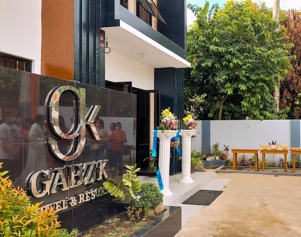 Pet Friendly GABZ'K Hotel & Resort