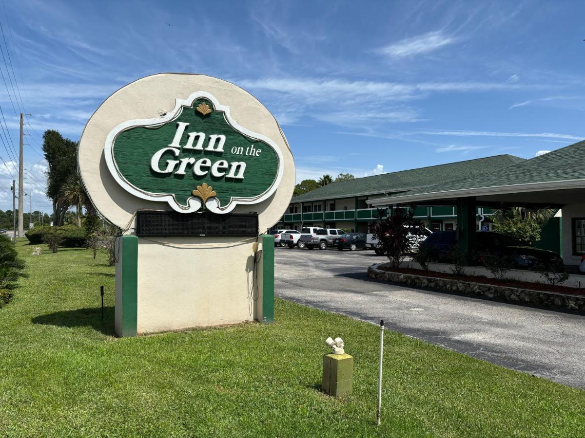 Pet Friendly Inn on the Green Florida