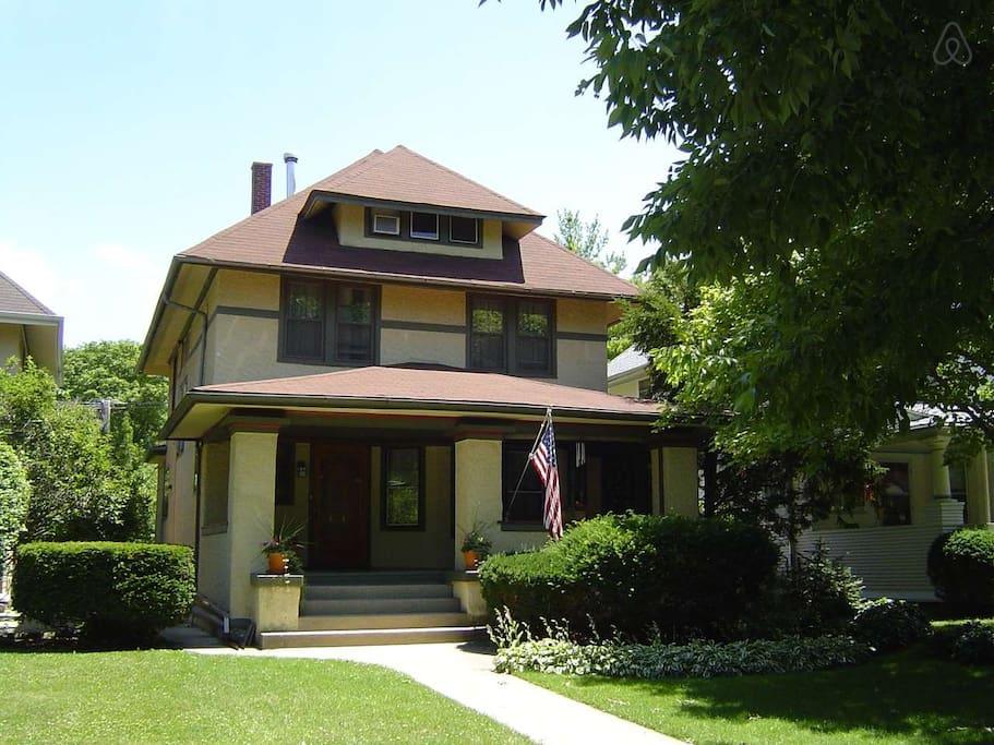 Naperville Airbnb Rentals Pet Policy