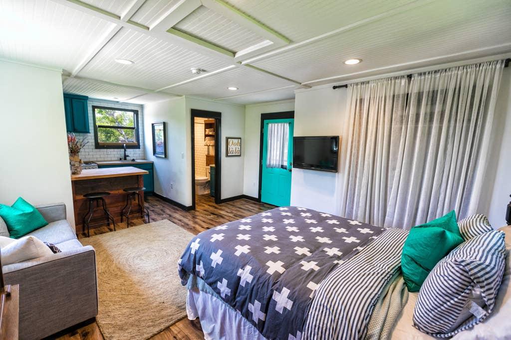 Pet Friendly Liberty Hill Airbnb Rentals