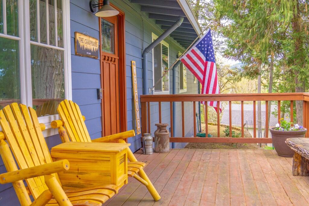 McKenzie Property Pet Policy