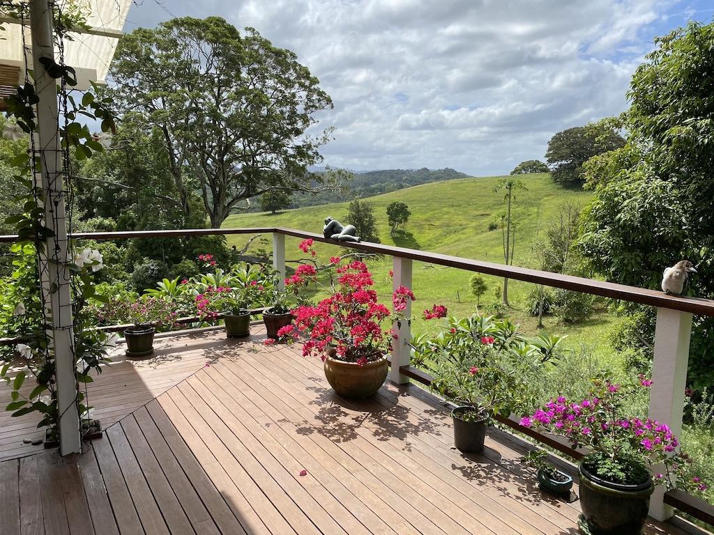 Pet Friendly Byron Country Cottage