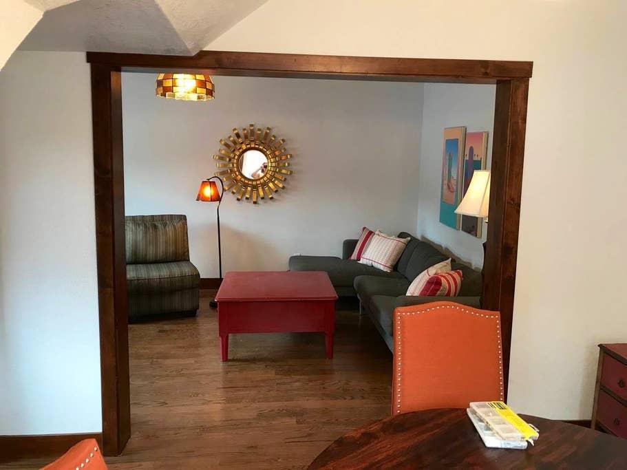 Pet Friendly Red Cliff Airbnb Rentals