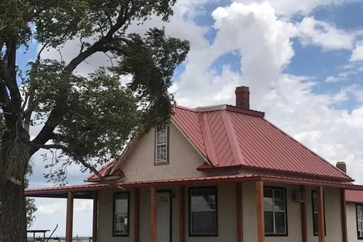 Pet Friendly Hotels In Fairview Ok Bringfido Pet Friendly Hotels In Fairview Ok Bringfido