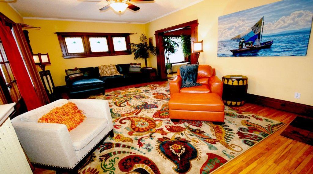 VRBO Mendota Pet Policy