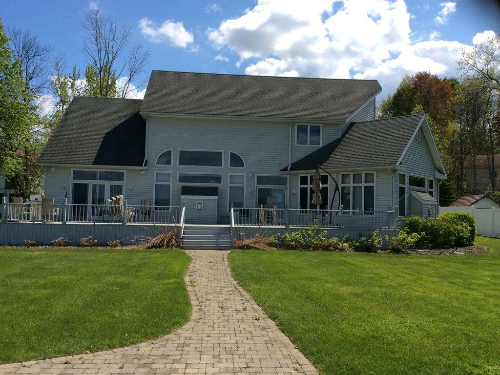 VRBO Chautauqua Pet Policy