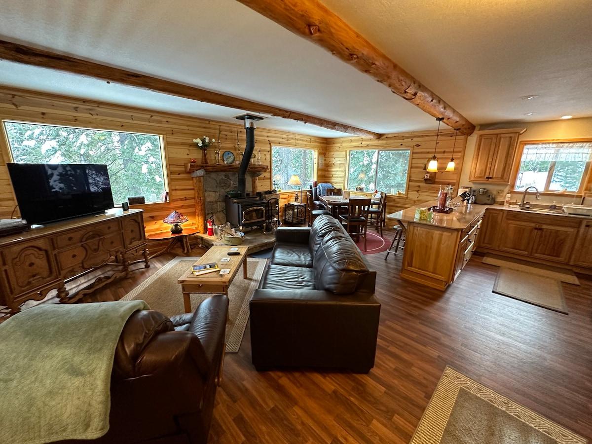 Pet Friendly Ponderosa Airbnb Rentals