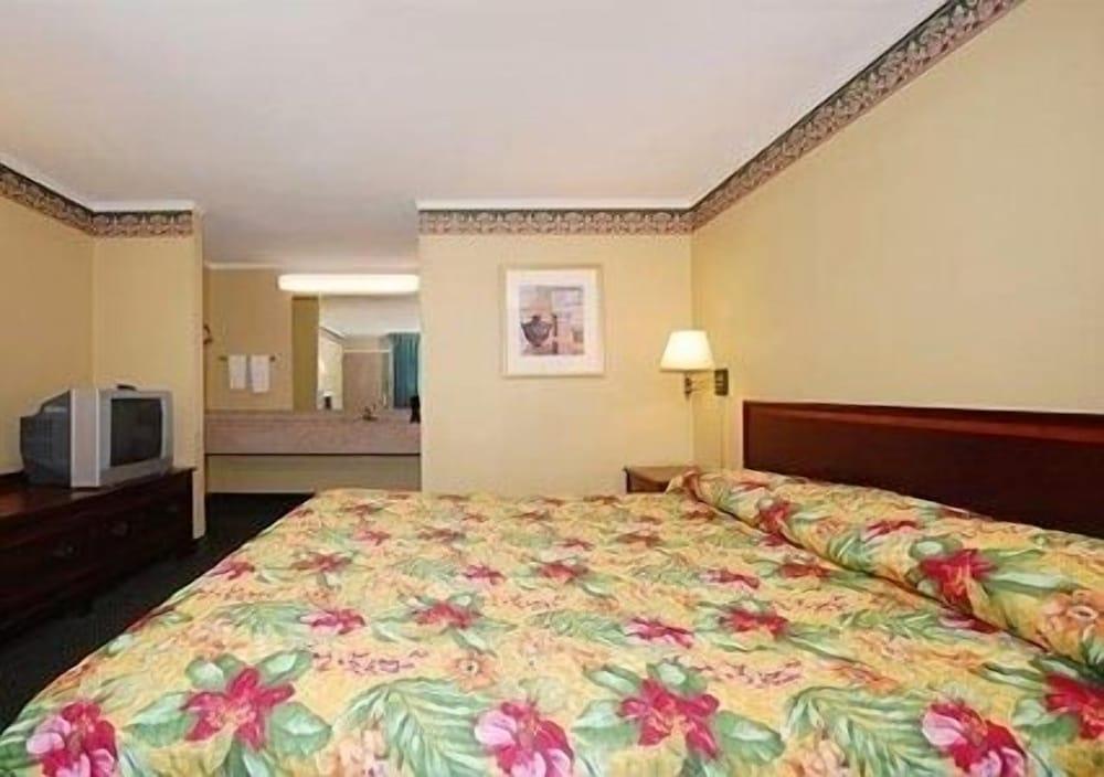 Pet Friendly Way Inn and Conference Center