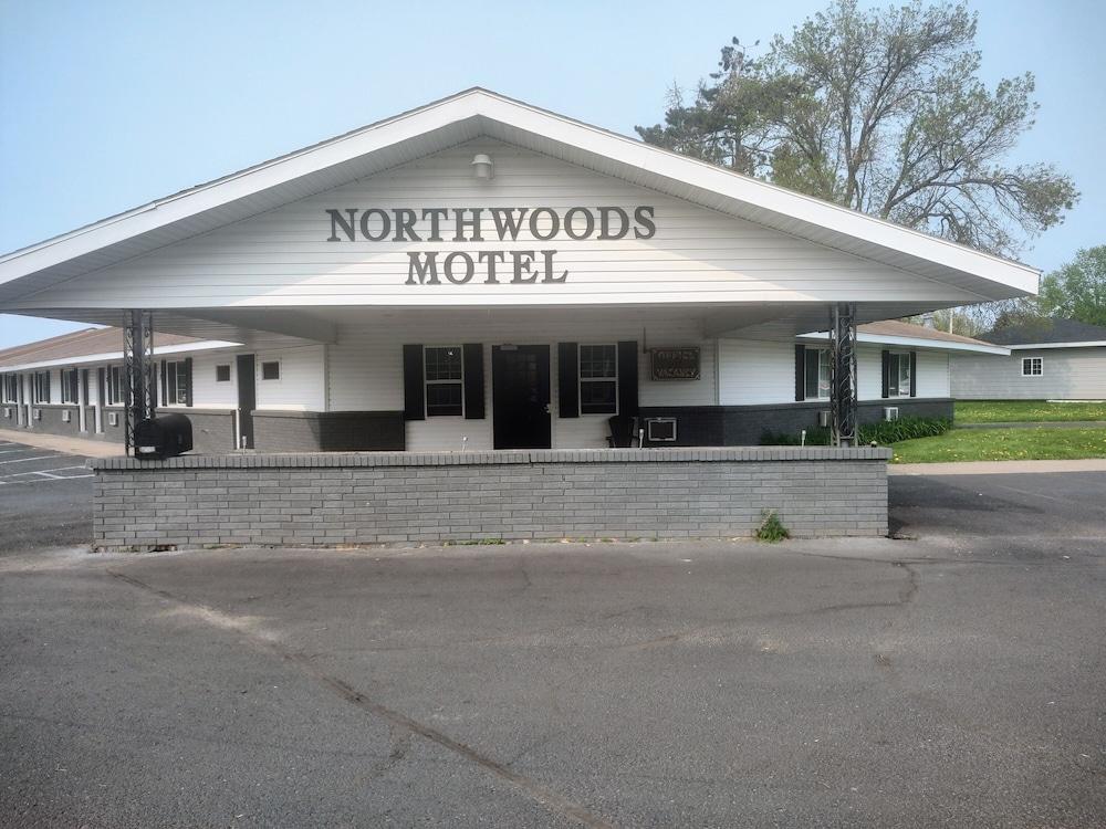 Pet Friendly Northwoods Motels