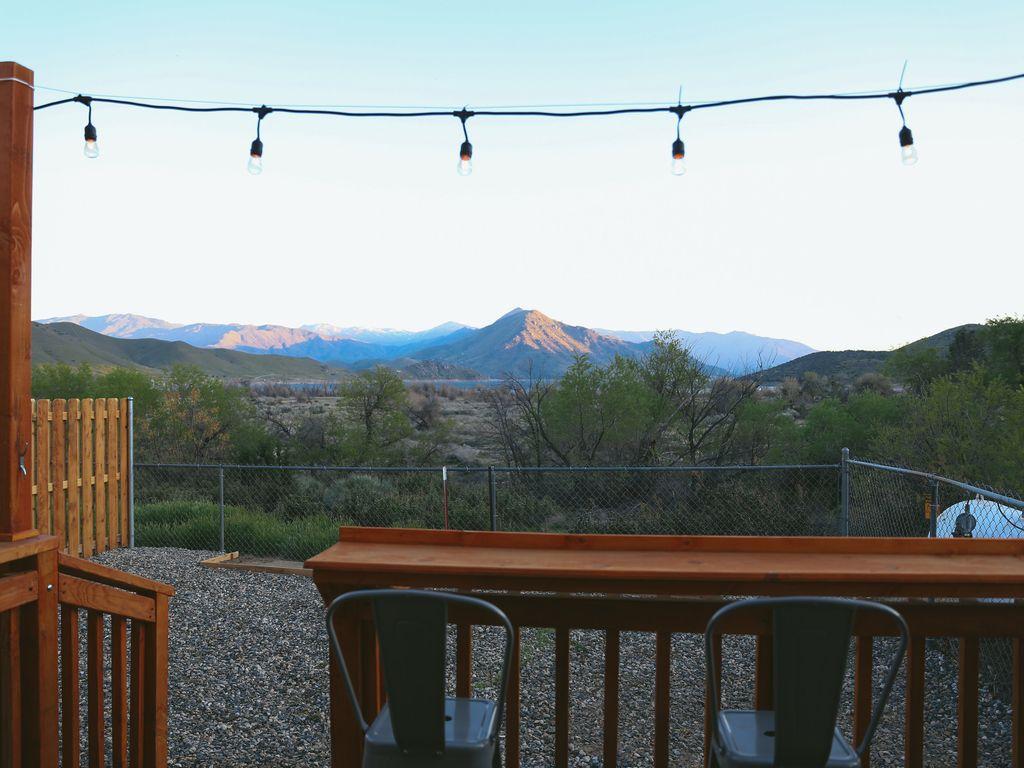 Lakeview Terrace Cal King Studio Pet Policy