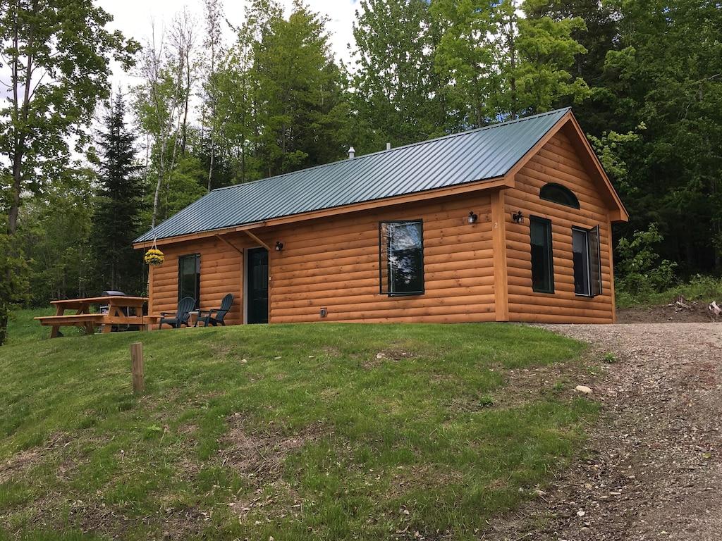 Pet Friendly Serene Country Cabin 2 of 4