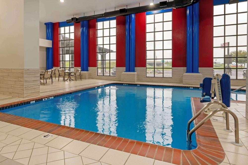 Pet Friendly Best Western Plus Greenwood Indy South Inn