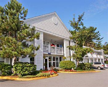 Days Inn Bar Harbor Pet Policy