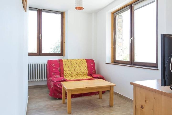 Pet Friendly Cosy Apartment with Mountain View #GC5B
