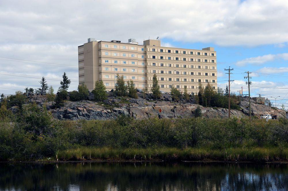 The Explorer Hotel Yellowknife Pet Policy