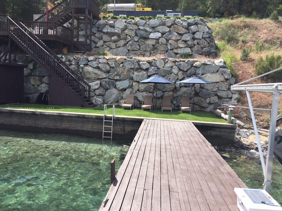Pet Friendly Vacation Rentals In Lake Chelan Wa Bringfido